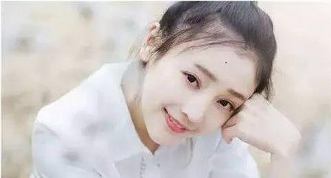 “男人发际线有痣代表着什么