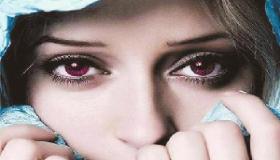 “梦见红眼睛的人盯着我