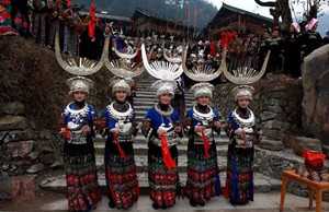 梦见少数民族的人