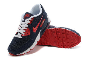 梦见送别人鞋子不是一双