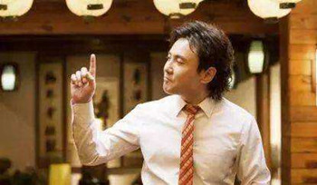 梦见有钱人穿破衣服