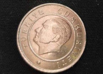 梦见捡到很多小钱