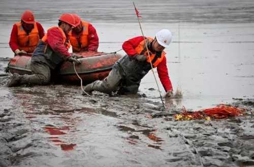 梦见在泥水中干活