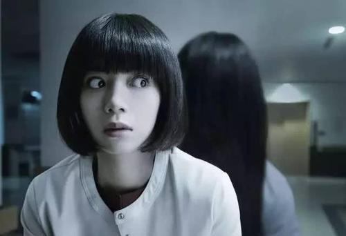 梦见和女鬼打架