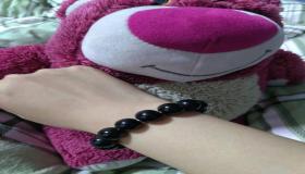 “八字火旺缺水如何用色-水命人缺火