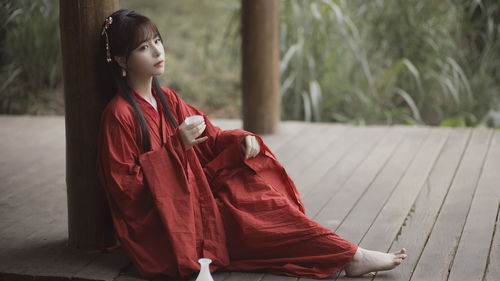 火炎土燥的命局忌走啥运