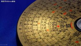 “八字四柱的月时怎确定-四柱年月日