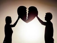 “八字三合局感情破镜重圆-夫妻八字